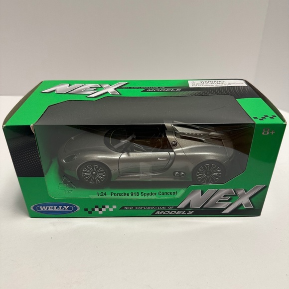 Welly 1:24 Porsche 918 Spyder/Concept Diecast Metal Model Racing Car Toys Hobby - Picture 1 of 2